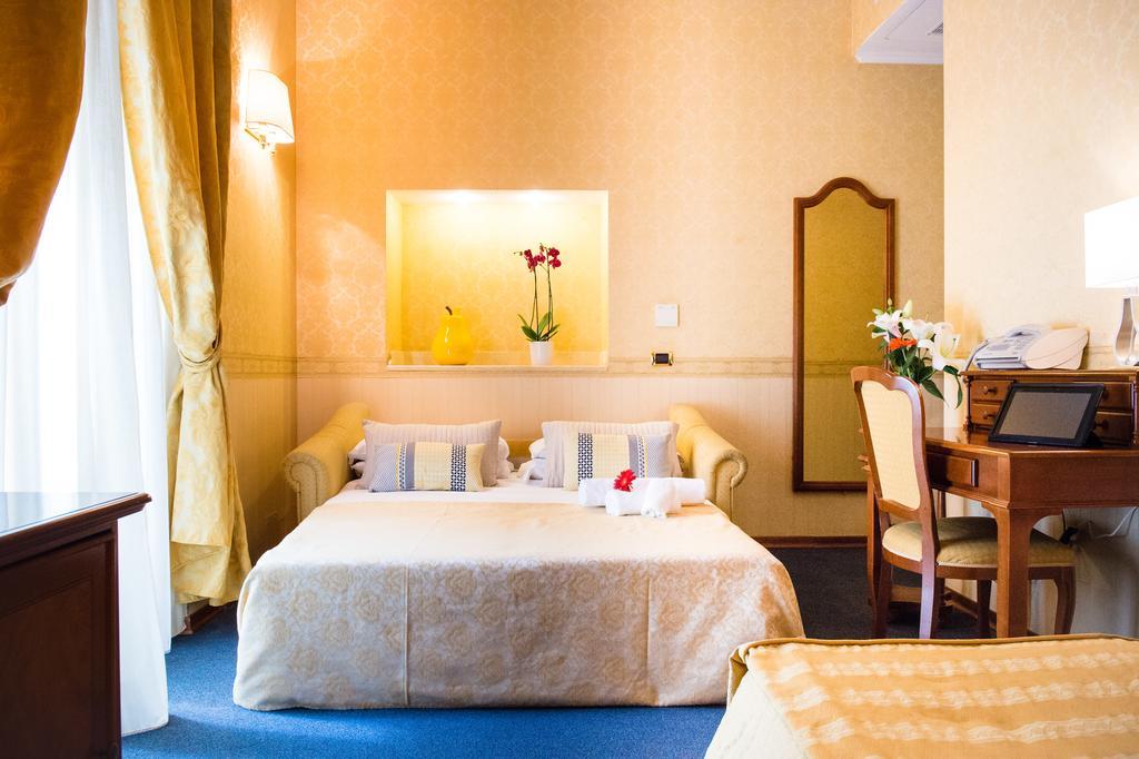 Hotel Amadeus Ρώμη Εξωτερικό φωτογραφία