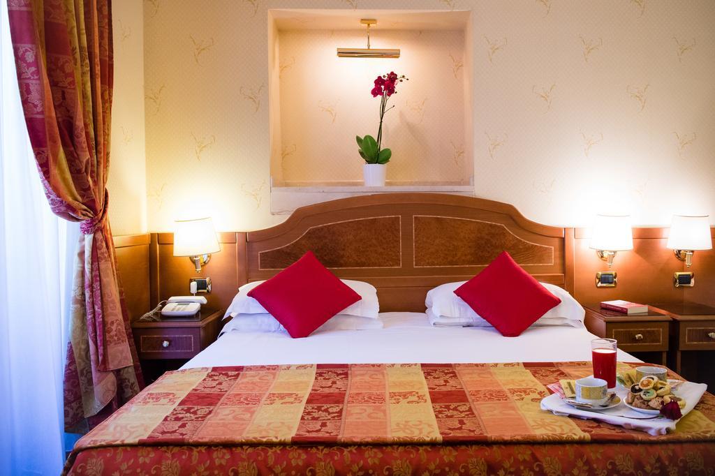 Hotel Amadeus Ρώμη Εξωτερικό φωτογραφία