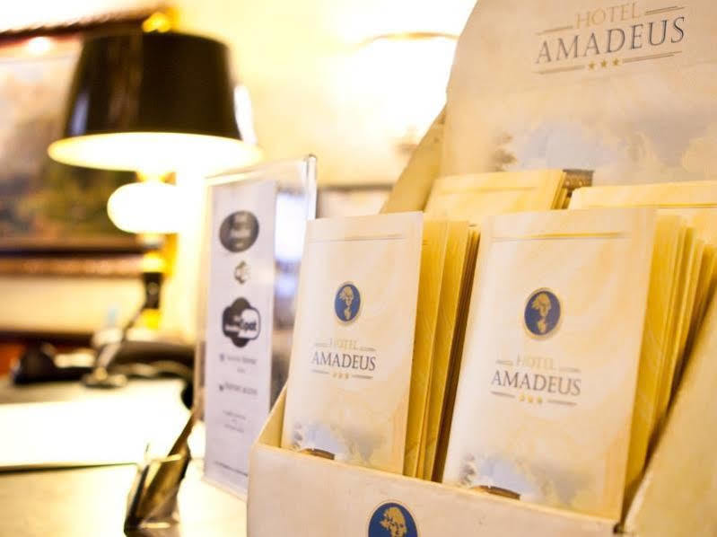 Hotel Amadeus Ρώμη Εξωτερικό φωτογραφία